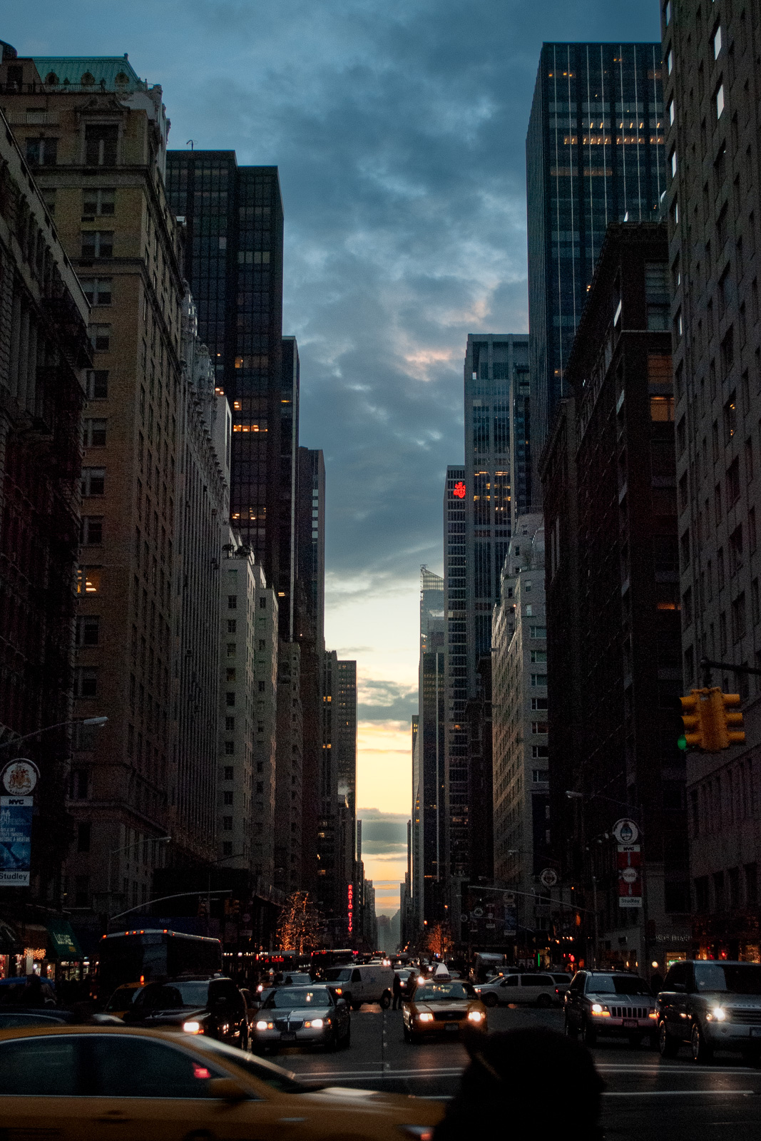 Atardecer en la avenida, Nueva York